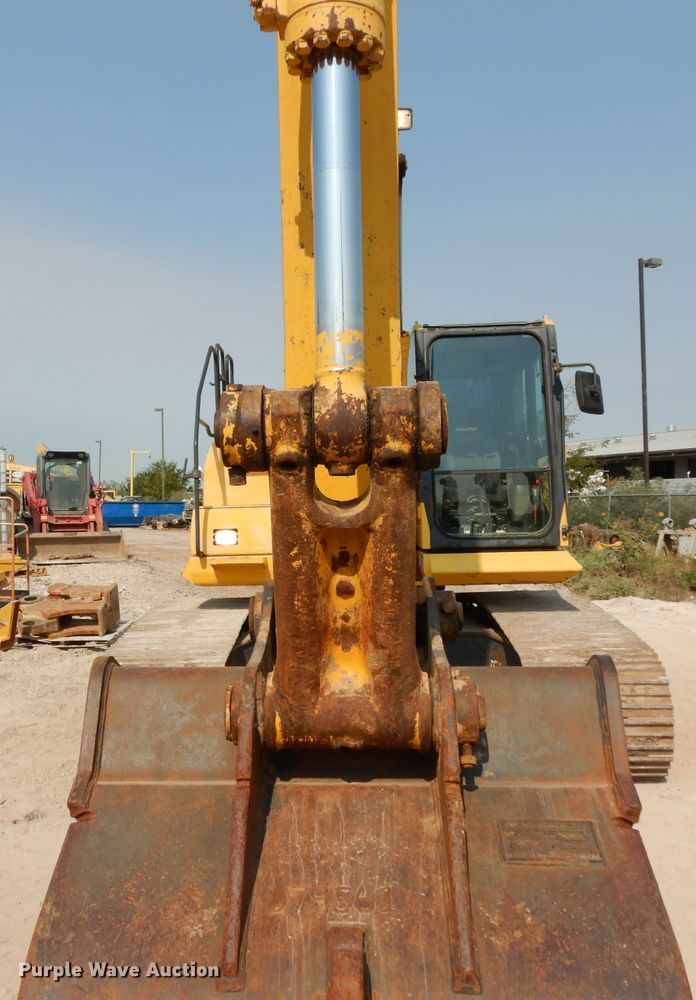 image for item DJ6547 2013 Komatsu PC240LC-10  excavator