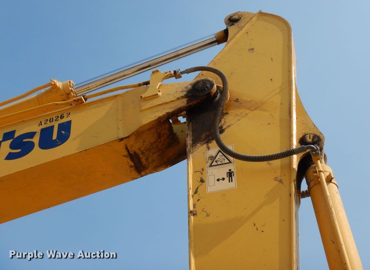 image for item DJ6547 2013 Komatsu PC240LC-10  excavator