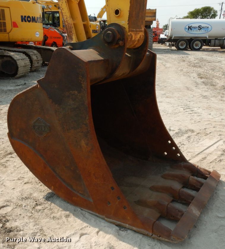 image for item DJ6547 2013 Komatsu PC240LC-10  excavator