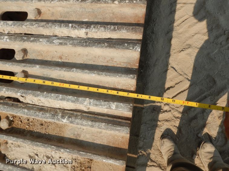 image for item DJ6547 2013 Komatsu PC240LC-10  excavator