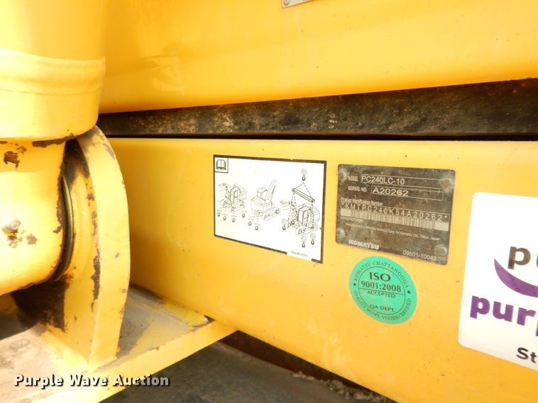 image for item DJ6547 2013 Komatsu PC240LC-10  excavator