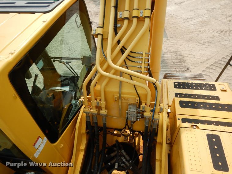 image for item DJ6548 2016 Komatsu PC360LC-11  excavator
