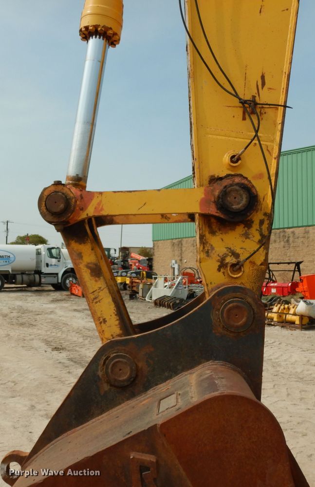 image for item DJ6548 2016 Komatsu PC360LC-11  excavator