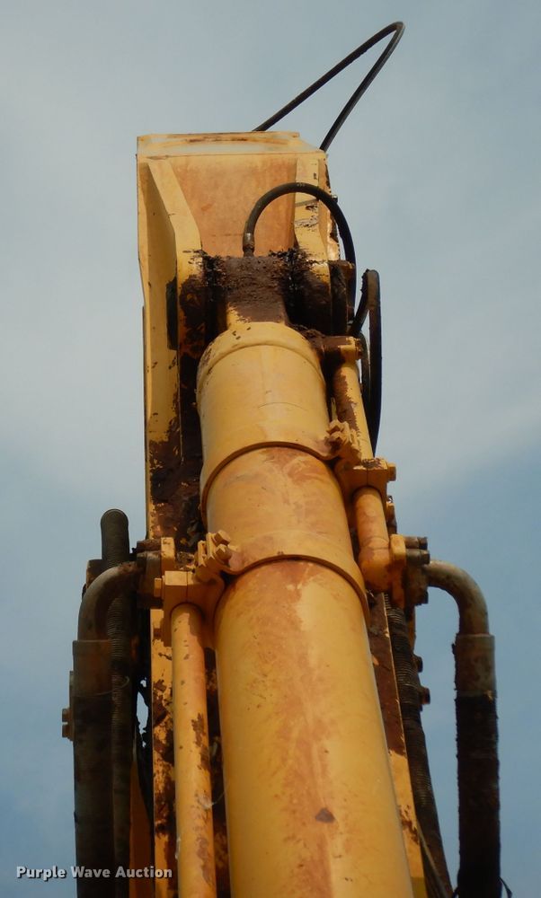 image for item DJ6548 2016 Komatsu PC360LC-11  excavator