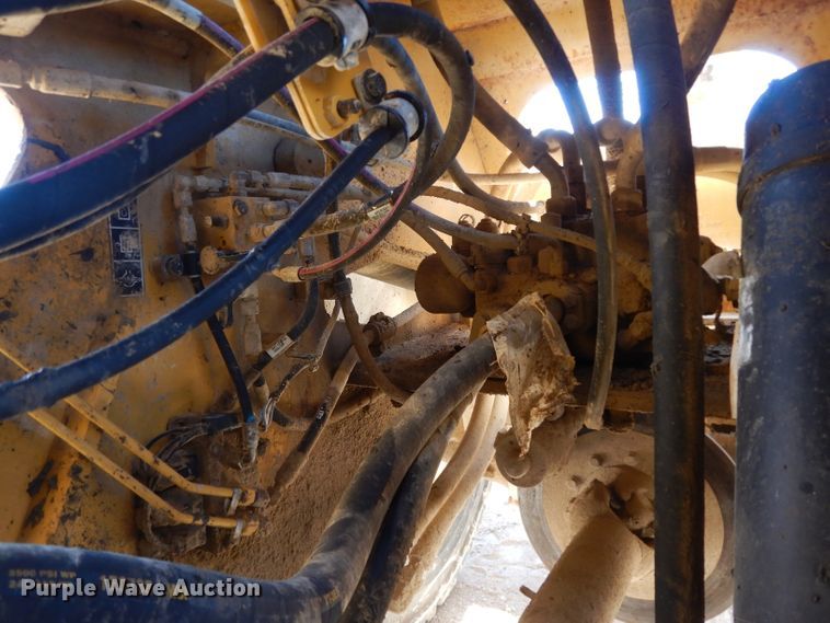 image for item DJ6549 2016 Caterpillar 966M  wheel loader