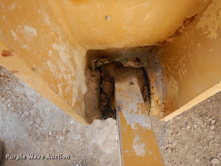 image for item DJ6549 2016 Caterpillar 966M  wheel loader