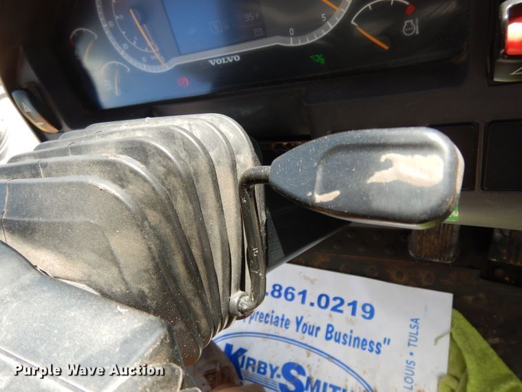 image for item DJ6553 2014 Volvo L180H  wheel loader