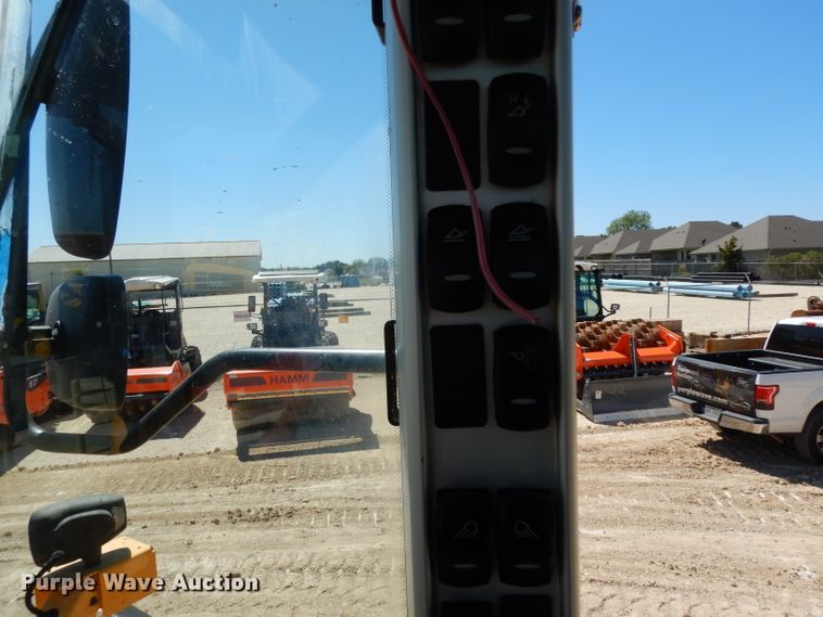 image for item DJ6553 2014 Volvo L180H  wheel loader