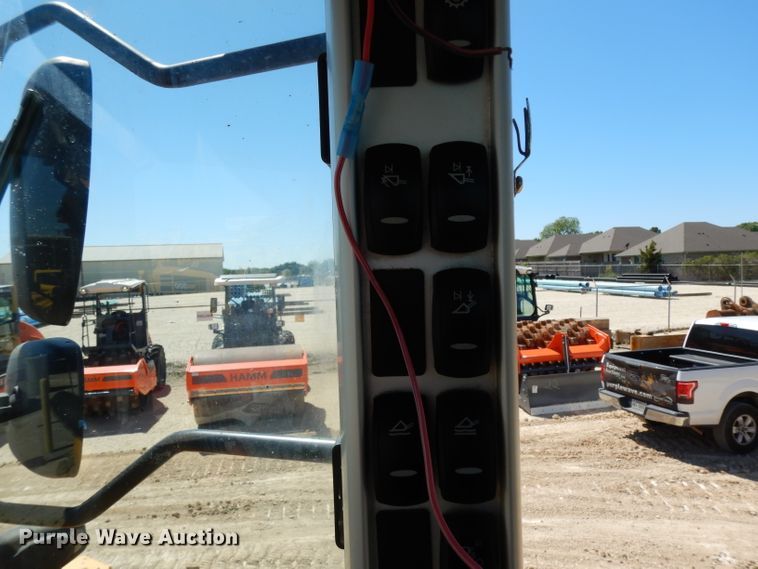 image for item DJ6553 2014 Volvo L180H  wheel loader