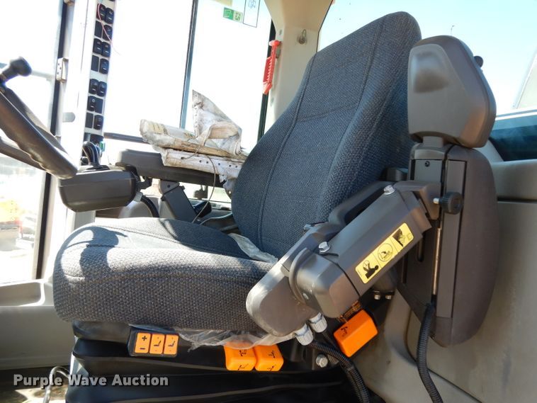 image for item DJ6553 2014 Volvo L180H  wheel loader