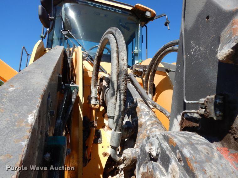 image for item DJ6553 2014 Volvo L180H  wheel loader