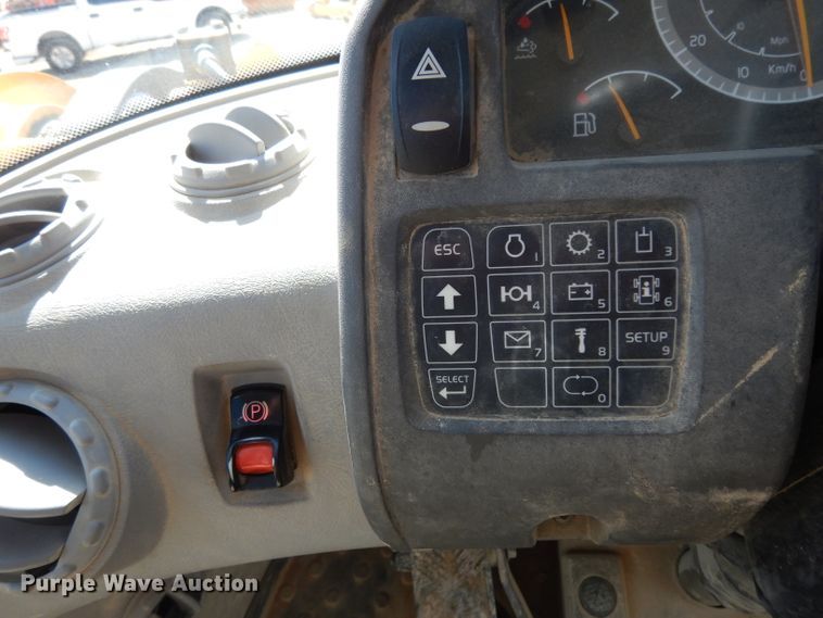 image for item DJ6554 2015 Volvo L180H  wheel loader