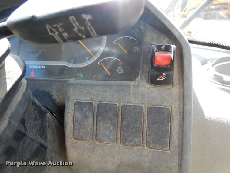 image for item DJ6554 2015 Volvo L180H  wheel loader