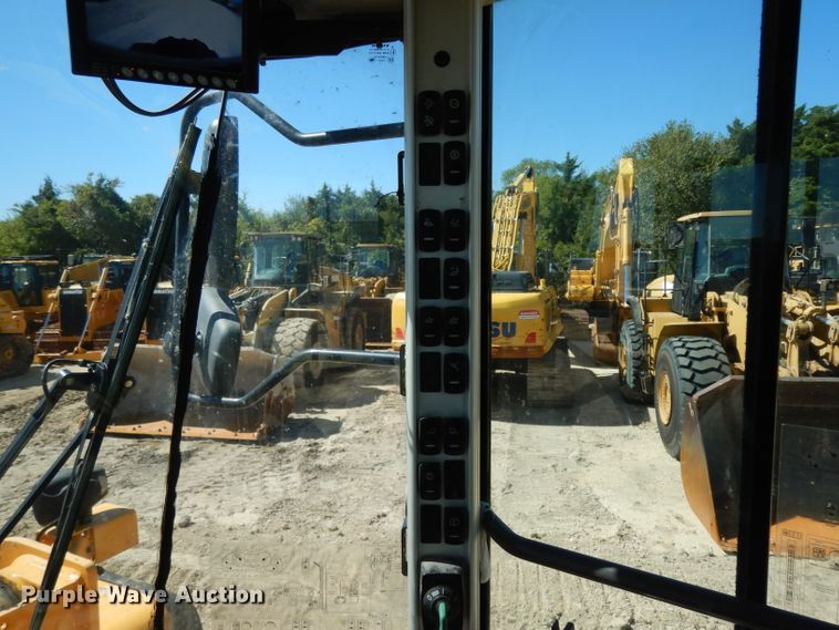 image for item DJ6554 2015 Volvo L180H  wheel loader