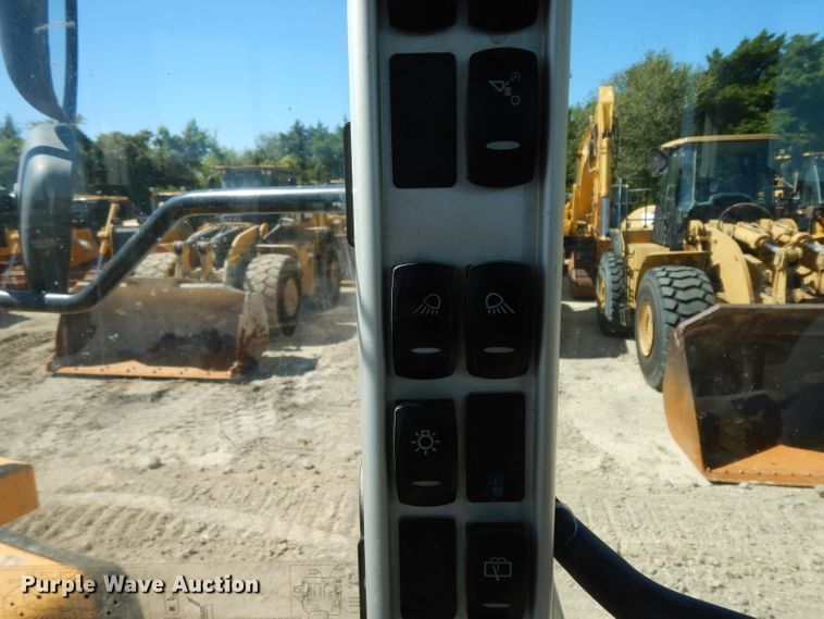 image for item DJ6554 2015 Volvo L180H  wheel loader