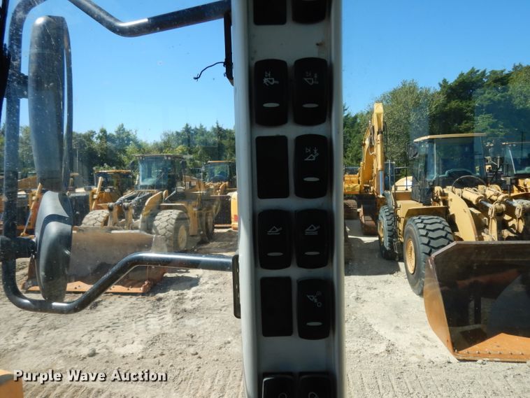 image for item DJ6554 2015 Volvo L180H  wheel loader