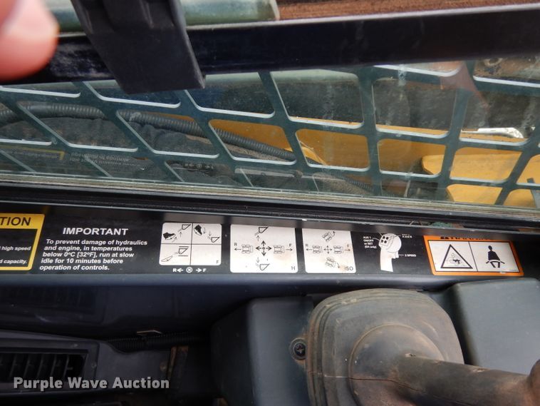 image for item DJ6555 2015 John Deere 333E  tracked skid steer loader