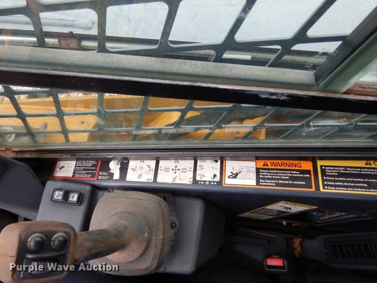 image for item DJ6555 2015 John Deere 333E  tracked skid steer loader