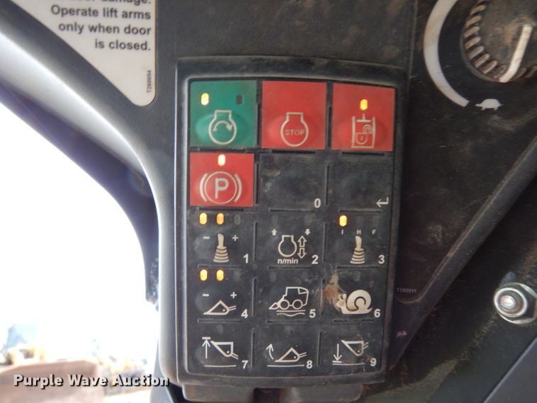 image for item DJ6555 2015 John Deere 333E  tracked skid steer loader