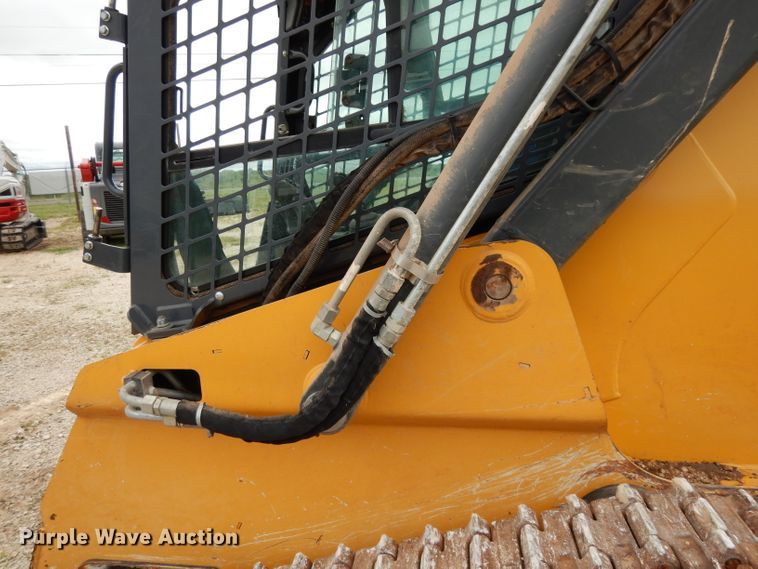 image for item DJ6555 2015 John Deere 333E  tracked skid steer loader