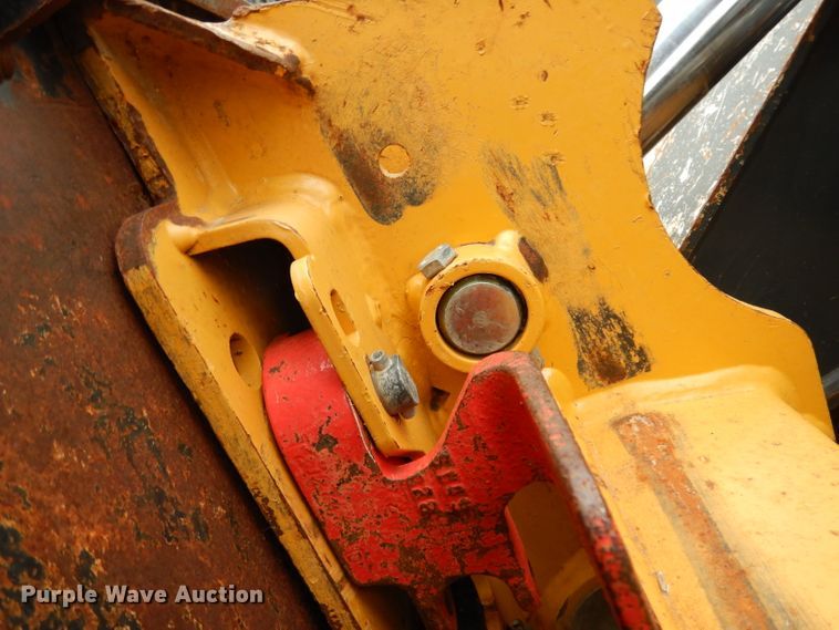 image for item DJ6555 2015 John Deere 333E  tracked skid steer loader