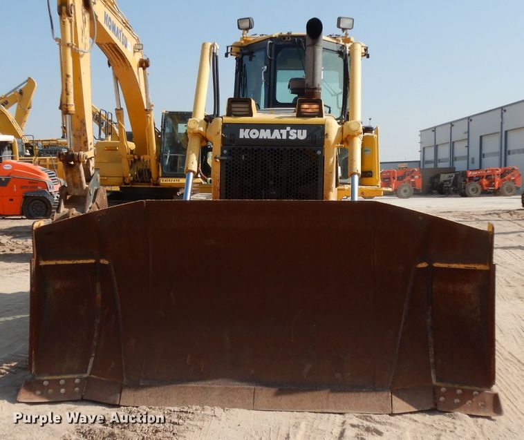 image for item DJ6556 2011 Komatsu D65EX-16   dozer