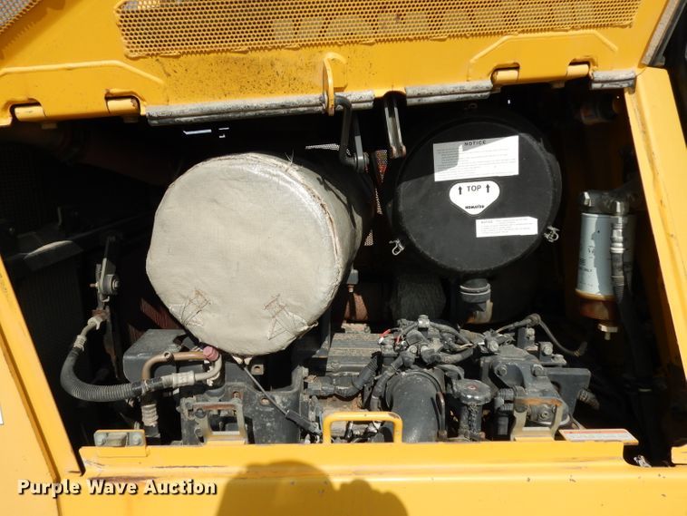 image for item DJ6556 2011 Komatsu D65EX-16   dozer