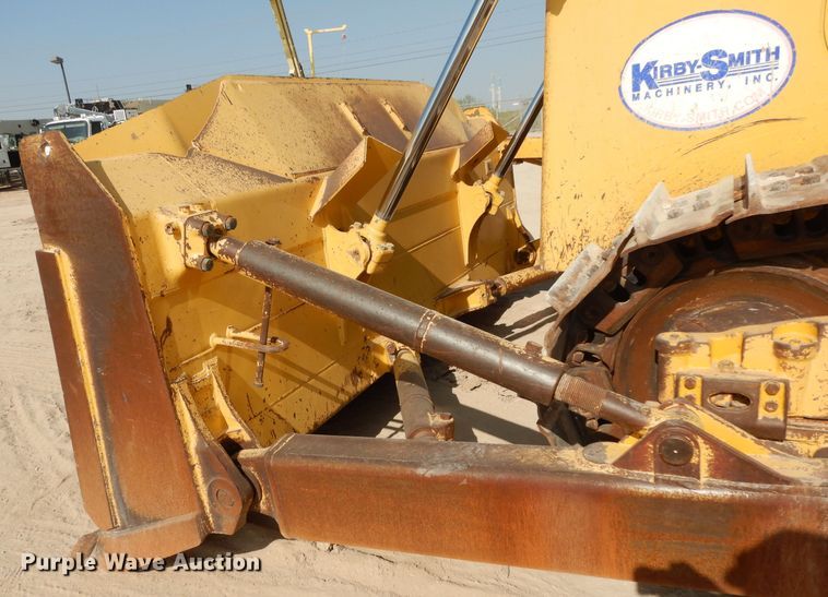 image for item DJ6556 2011 Komatsu D65EX-16   dozer