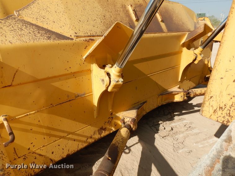 image for item DJ6556 2011 Komatsu D65EX-16   dozer