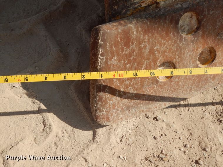 image for item DJ6556 2011 Komatsu D65EX-16   dozer