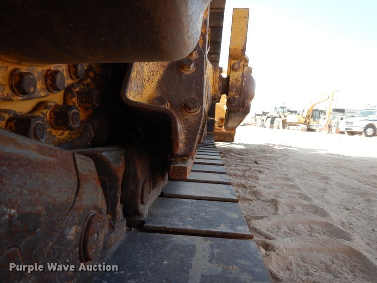 image for item DJ6556 2011 Komatsu D65EX-16   dozer