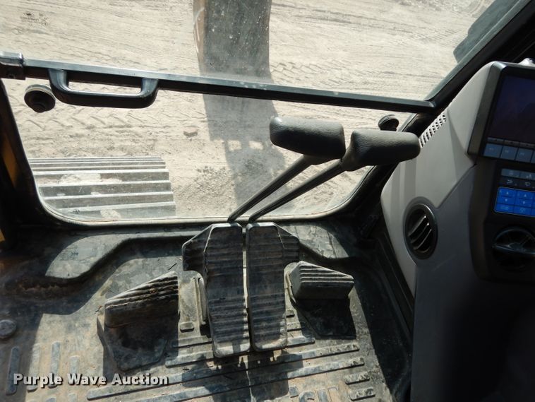 image for item DJ6557 2014 Komatsu PC360LC-10  excavator