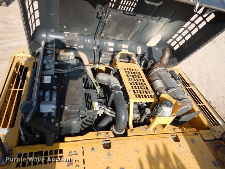 image for item DJ6557 2014 Komatsu PC360LC-10  excavator