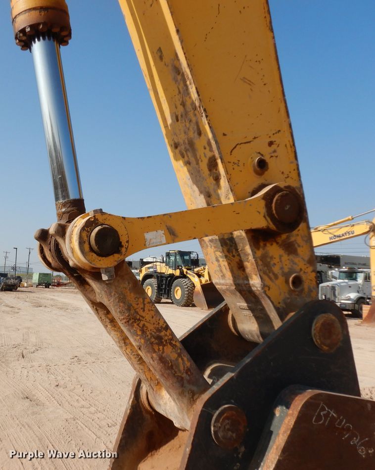 image for item DJ6557 2014 Komatsu PC360LC-10  excavator