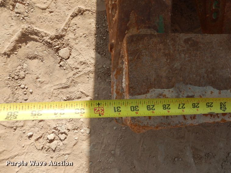 image for item DJ6557 2014 Komatsu PC360LC-10  excavator