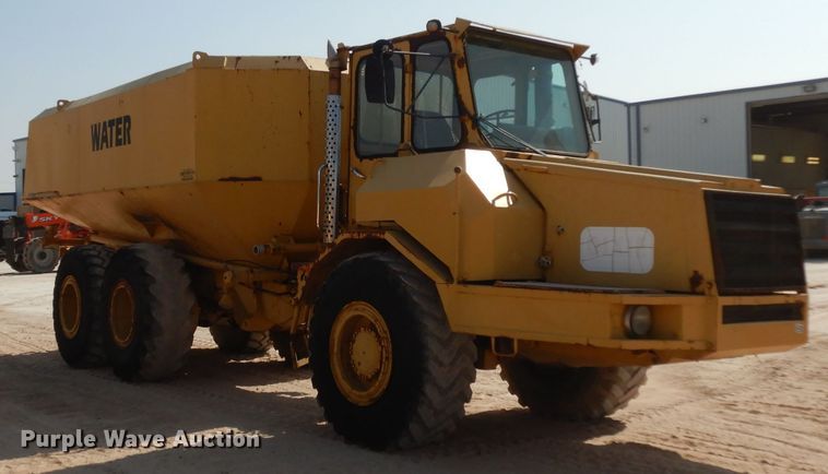 image for item DJ6558 1985 Moxy 6200S  water wagon