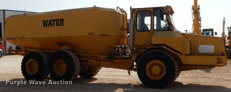 image for item DJ6558 1985 Moxy 6200S  water wagon