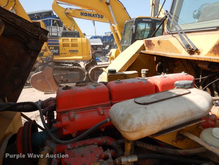 image for item DJ6558 1985 Moxy 6200S  water wagon