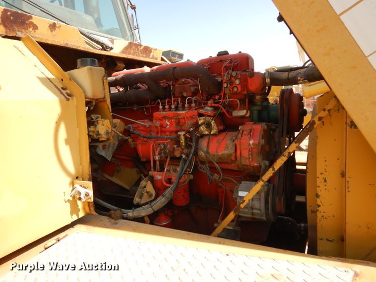 image for item DJ6558 1985 Moxy 6200S  water wagon