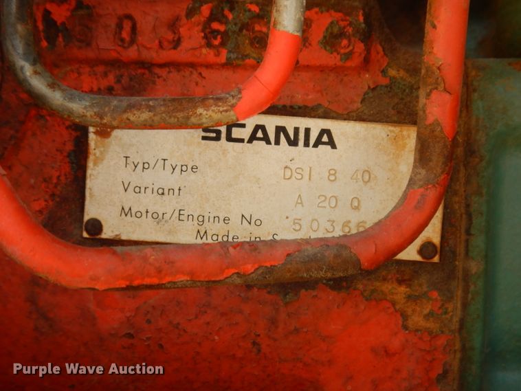 image for item DJ6558 1985 Moxy 6200S  water wagon