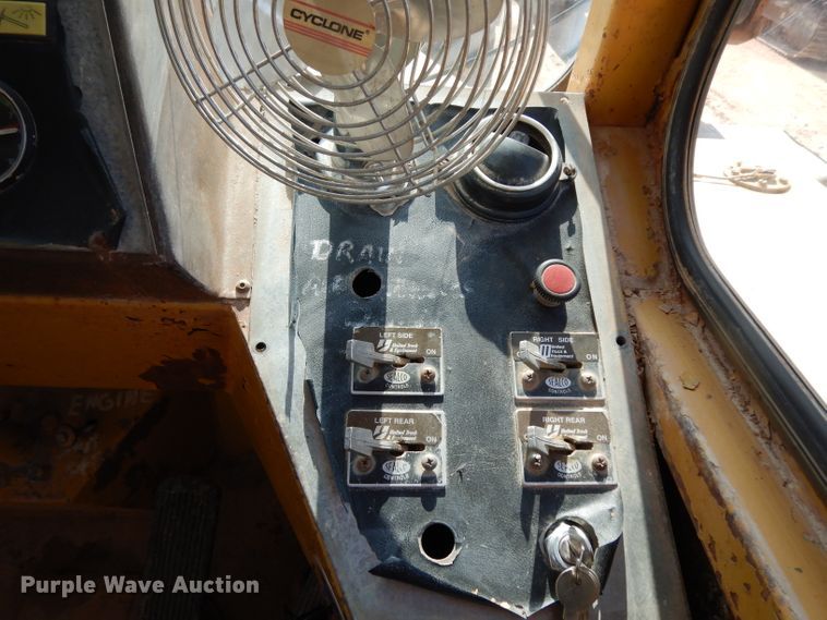 image for item DJ6558 1985 Moxy 6200S  water wagon