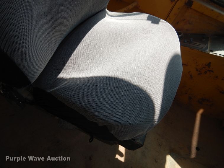 image for item DJ6558 1985 Moxy 6200S  water wagon