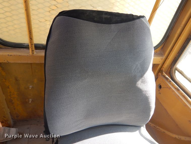 image for item DJ6558 1985 Moxy 6200S  water wagon