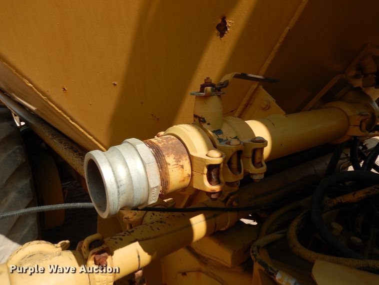 image for item DJ6558 1985 Moxy 6200S  water wagon