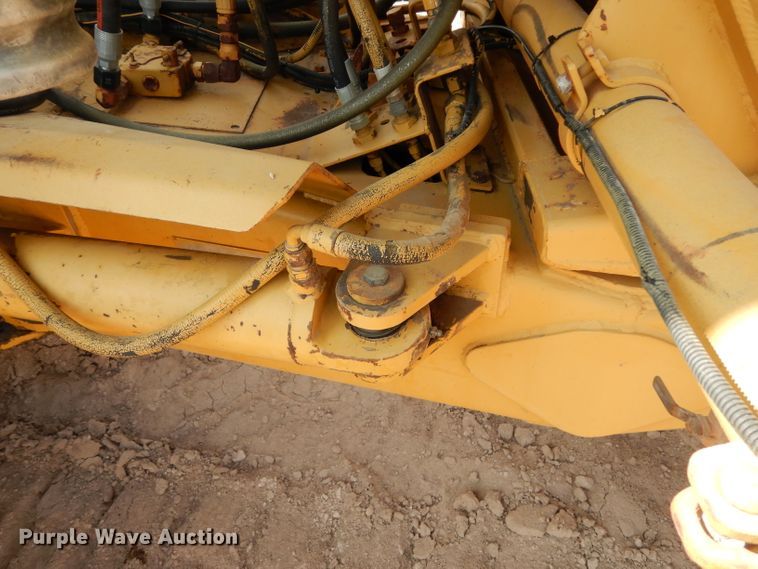 image for item DJ6558 1985 Moxy 6200S  water wagon