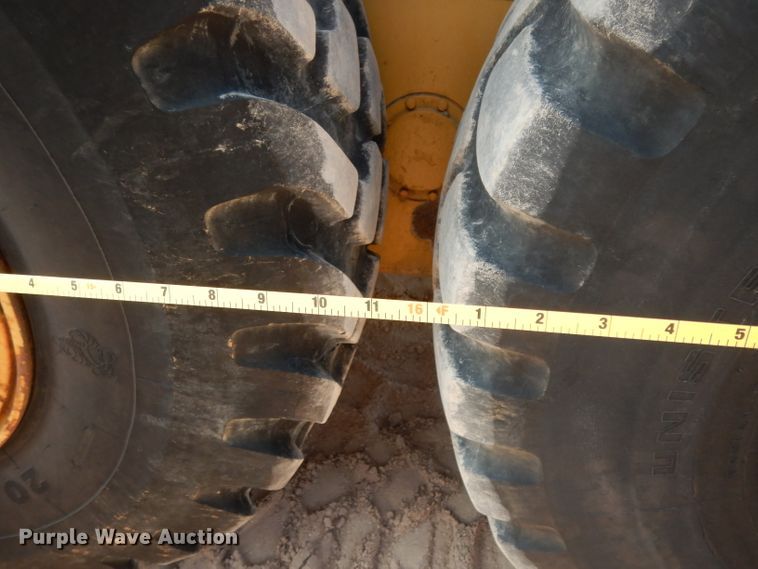 image for item DJ6558 1985 Moxy 6200S  water wagon