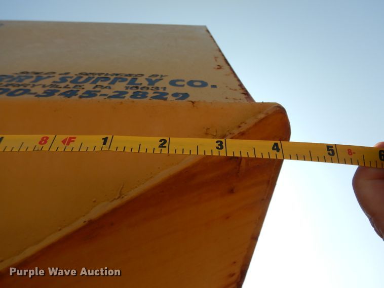 image for item DJ6558 1985 Moxy 6200S  water wagon