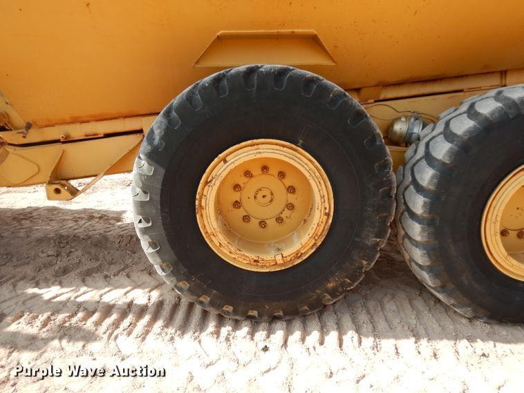 image for item DJ6558 1985 Moxy 6200S  water wagon