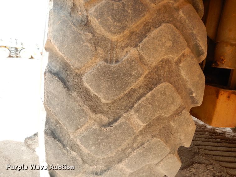 image for item DJ6558 1985 Moxy 6200S  water wagon