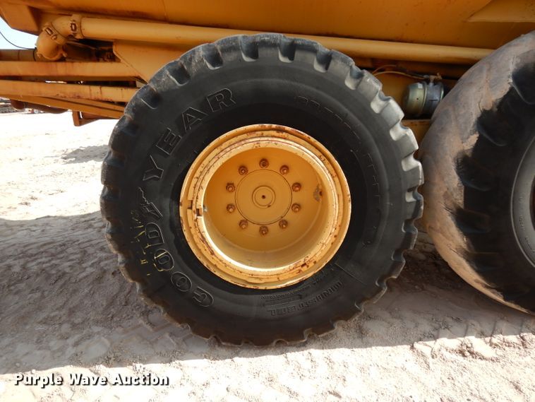 image for item DJ6558 1985 Moxy 6200S  water wagon